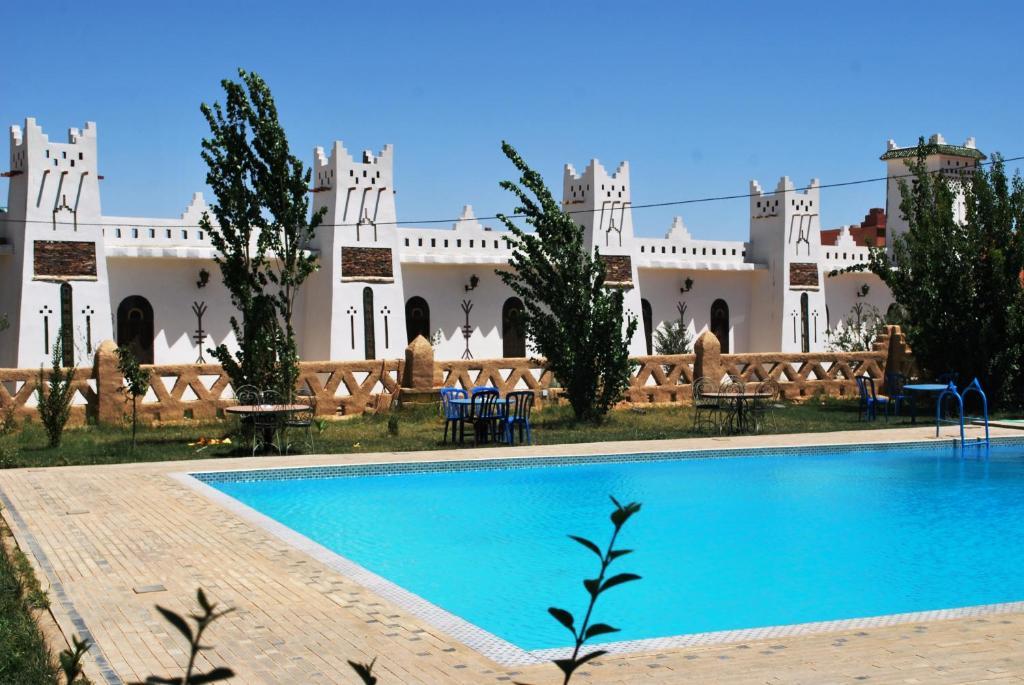 Ksar Timnay Hotel Aguelmous Exterior photo